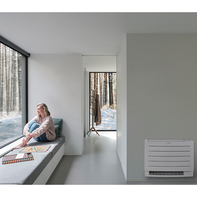 Daikin vloermodel FVXM airco houdt je huis comfortabel in de winter en zomer.