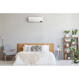 Witte Samsung Windfree Elite in slaapkamer: Stil, energiezuinig, strak design met gelijkmatige luchtstroom. Actieve luchtzuivering.
